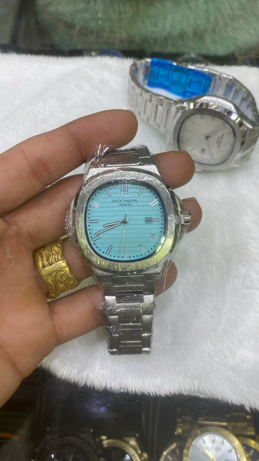 Relógio Metálico Estilo Nautilus Azul Claro